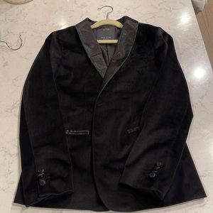 Boys black velvet suit jacket with satin accents Zara size 11/12